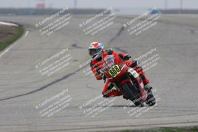 media/Nov-29-2025-TrackDaz (Sat) [[10ae2d9bce]]/B Group/Session 3 (Outside Grapevine)/